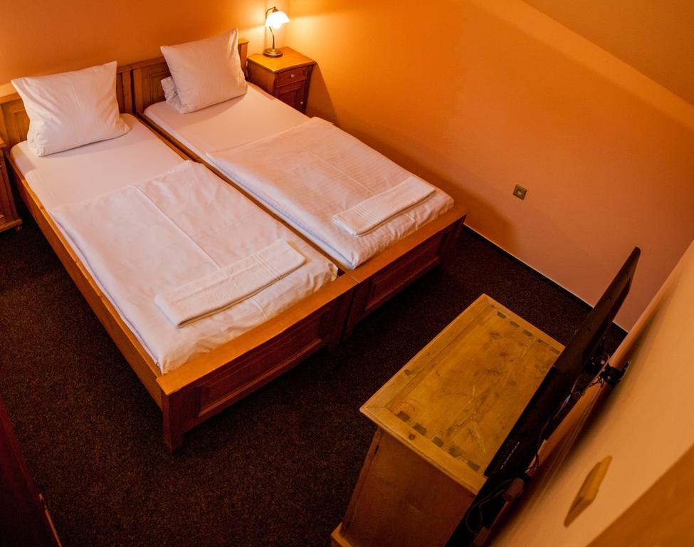 Hotel A Restaurace U Hrncire Kutná Hora Kamer foto