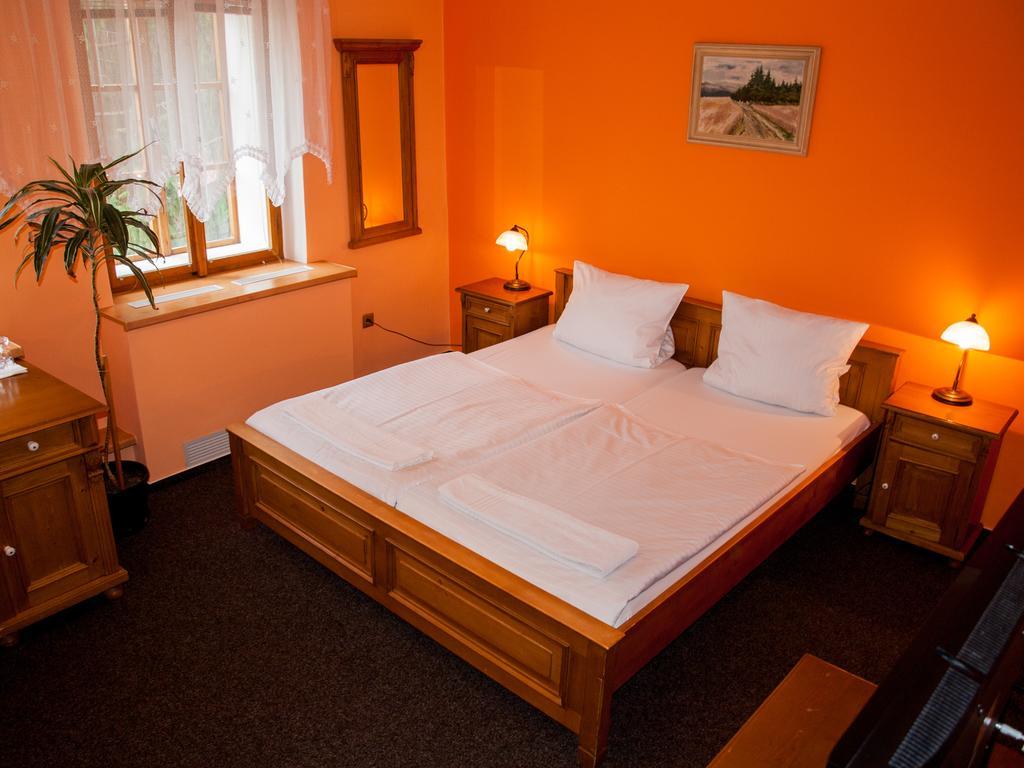 Hotel A Restaurace U Hrncire Kutná Hora Kamer foto